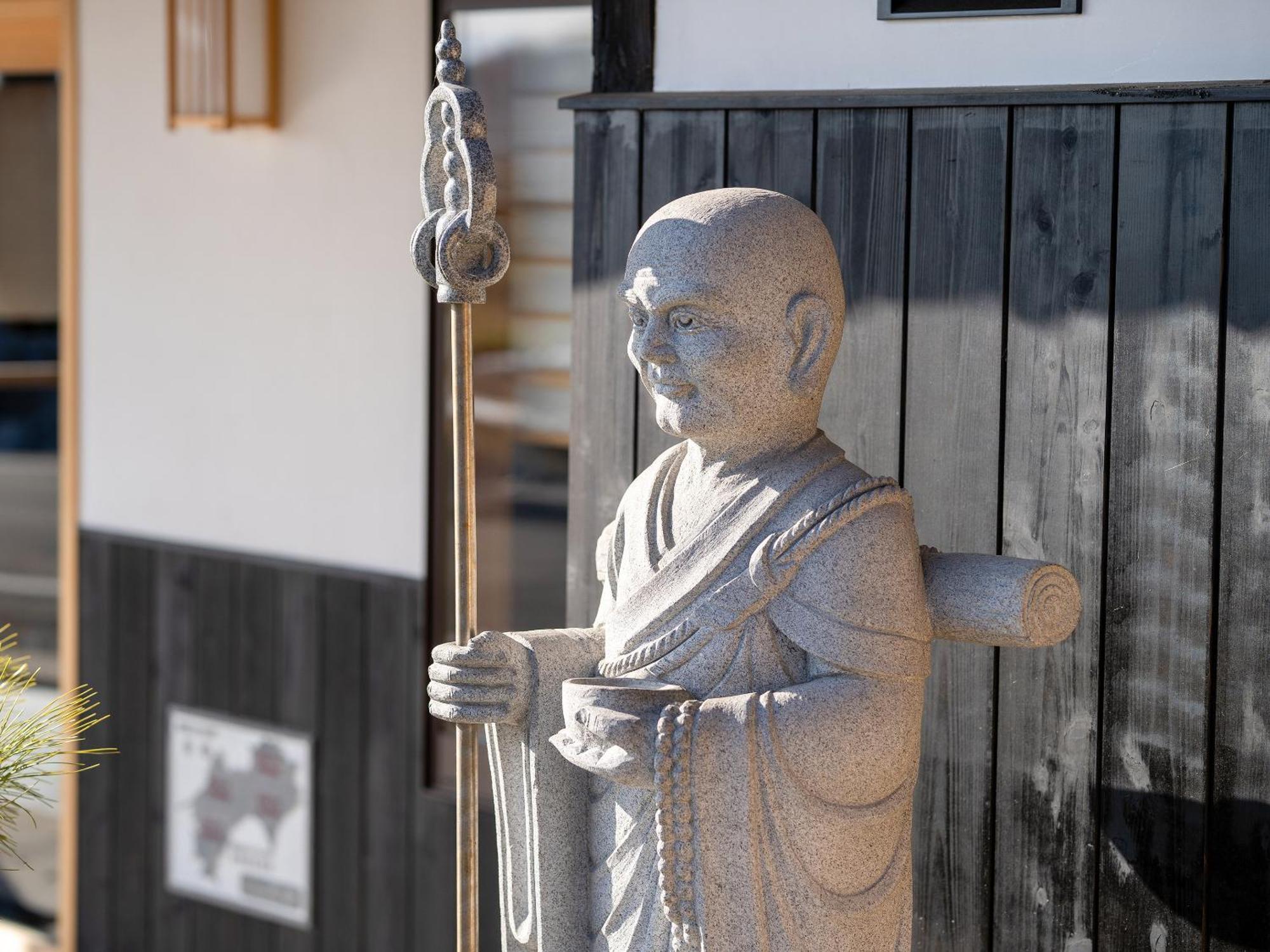 Takayanagi-Ryokan Takamatsu Bagian luar foto