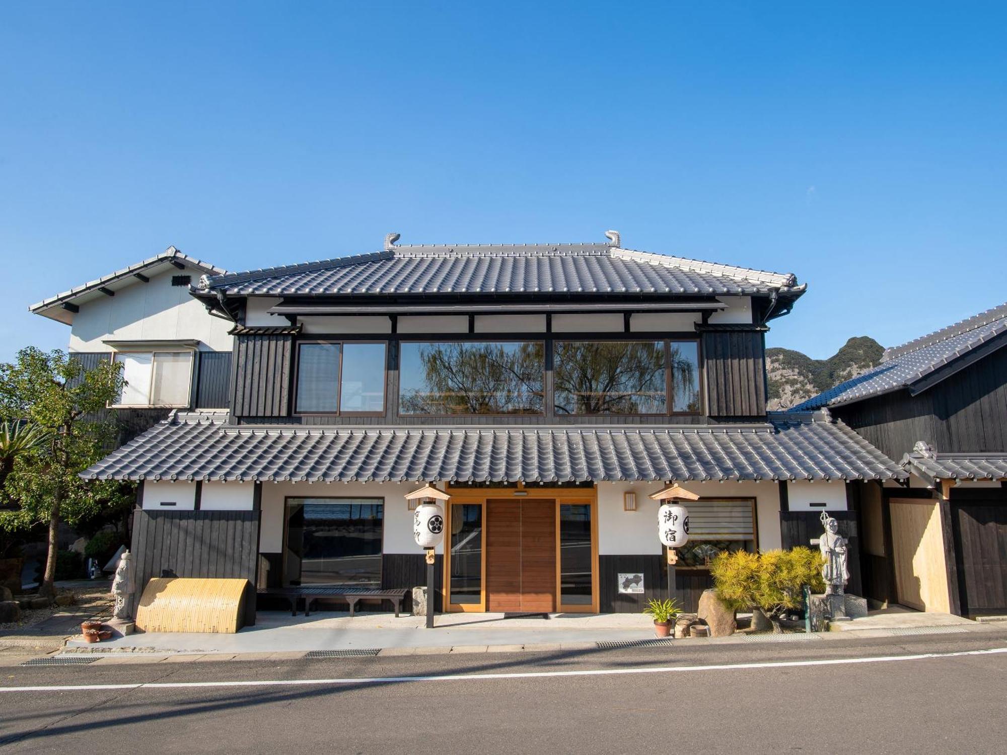 Takayanagi-Ryokan Takamatsu Bagian luar foto